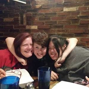 Meet your Posher, Tom